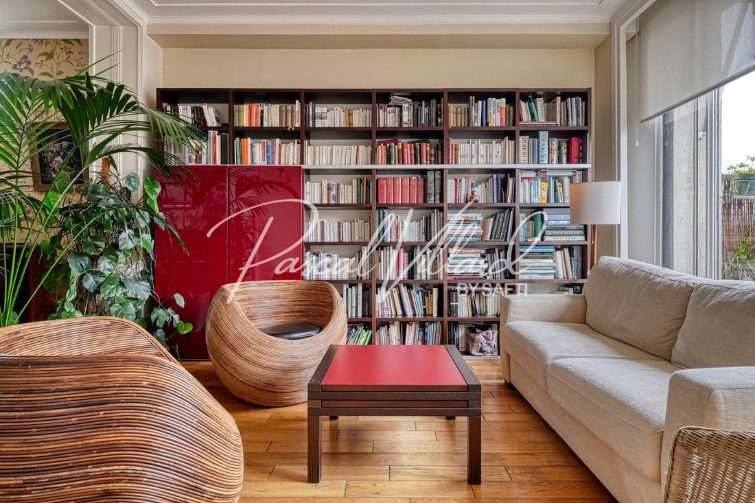 Apartment in Bois de Boulogne, Paris 16e Arrondissement, Paris 1 - 17992626