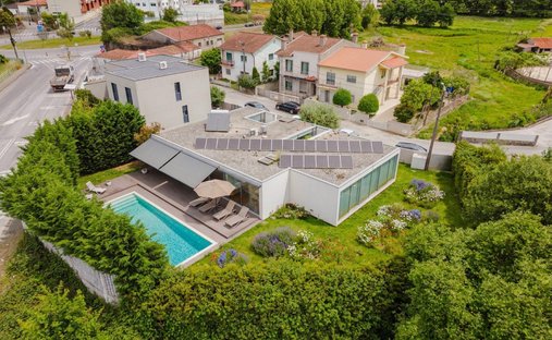 House in Este (Sao Pedro e Sao Mamede), Braga, Portugal 1