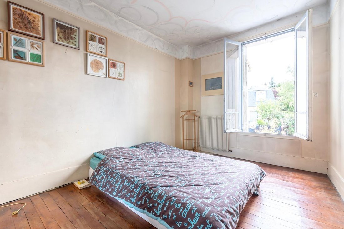 House in Nogent-sur-Marne, Ile-de-France, France 4 - 17992671