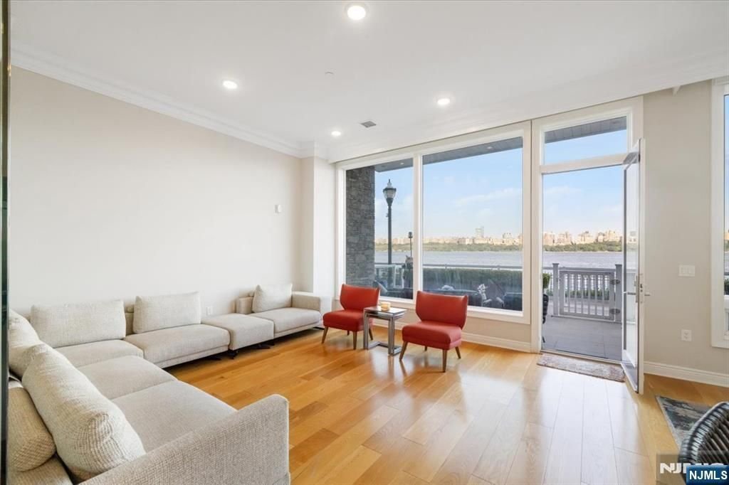 House in Edgewater, New Jersey, United States 4 - 17998804