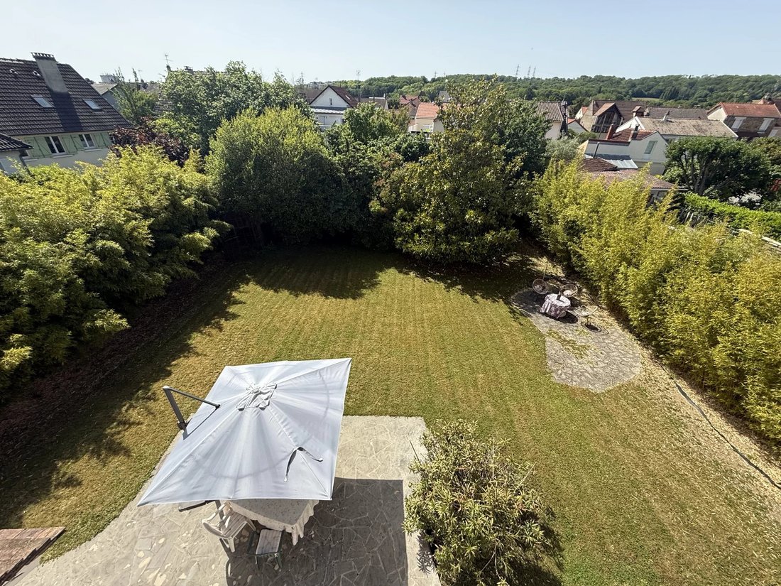 House in Chelles, Ile-de-France, France 3 - 17376740