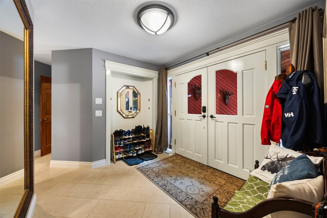House in Kamloops, British Columbia, Canada 3 - 17994970