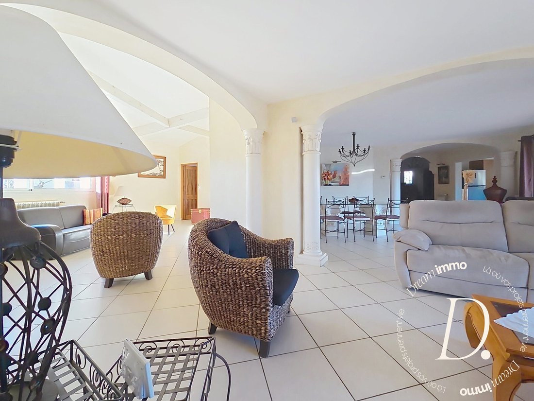 Villa in Pomerols, Occitania, France 2 - 17998643