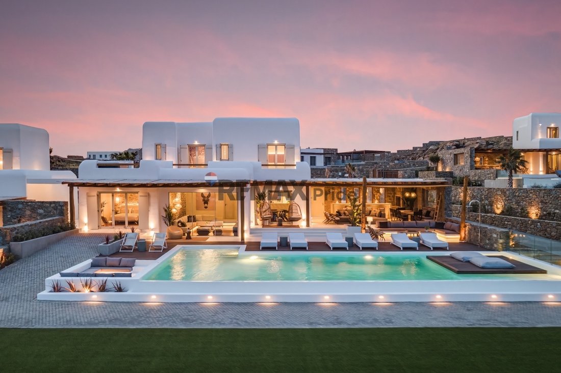 Villa in Ano Mera Community, Aegean, Greece 1 - 17998982