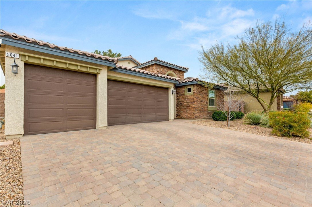 House in Las Vegas, Nevada, United States 3 - 17994541