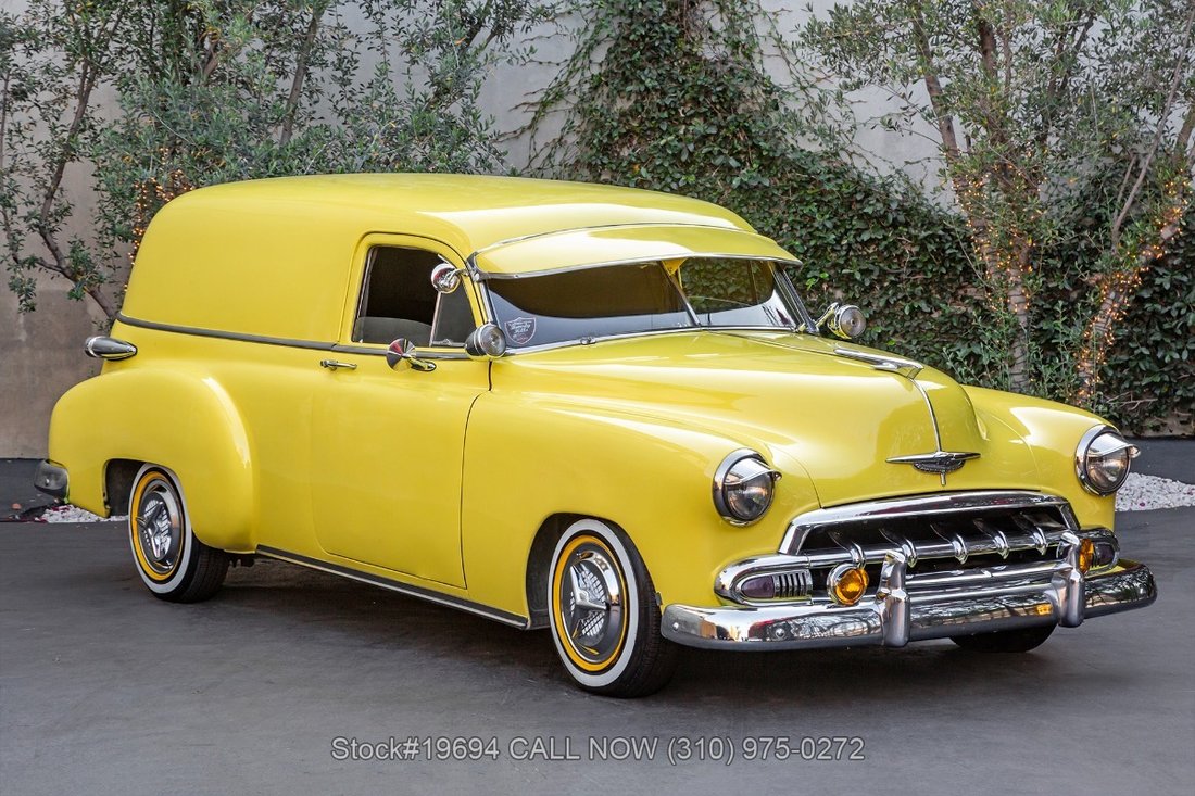 Chevrolet Sedan in Los Angeles, CA 1 - 17993728