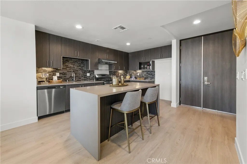 Condo in Alhambra, California, United States 5 - 16928505