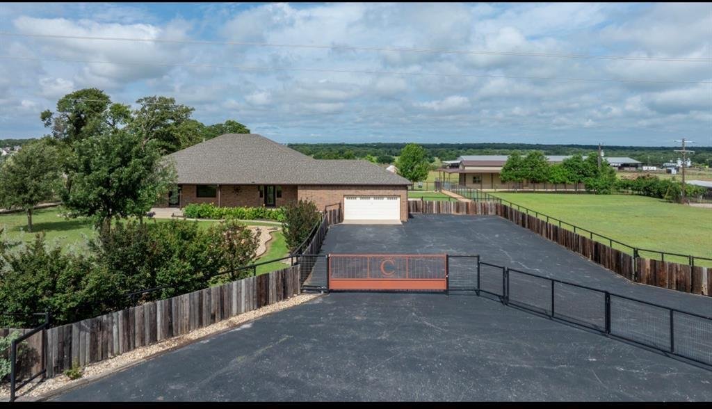 House in Paradise, Texas, United States 1 - 16838620