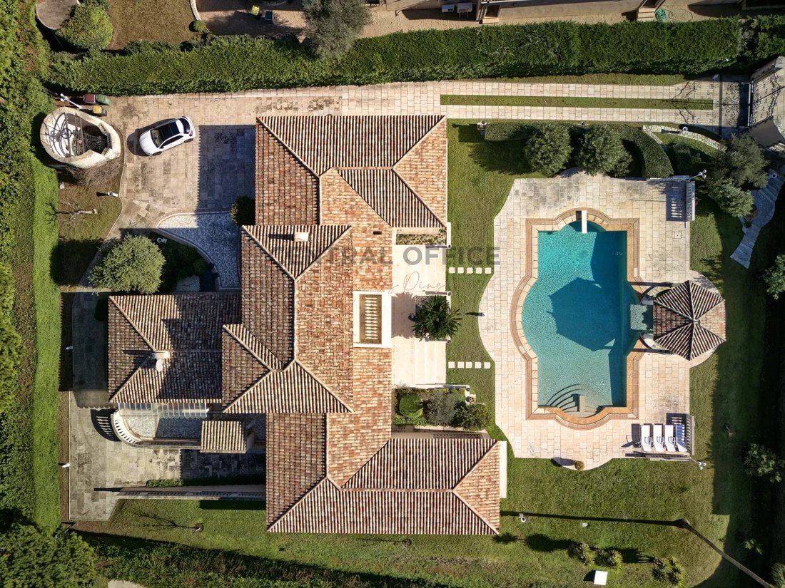 Villa in Antibes, Provence-Alpes-Côte d'Azur, France 3 - 17986023