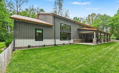 House in Mishawaka, Indiana, United States 1