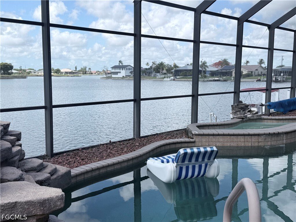 House in Cape Coral, Florida, United States 4 - 17925176