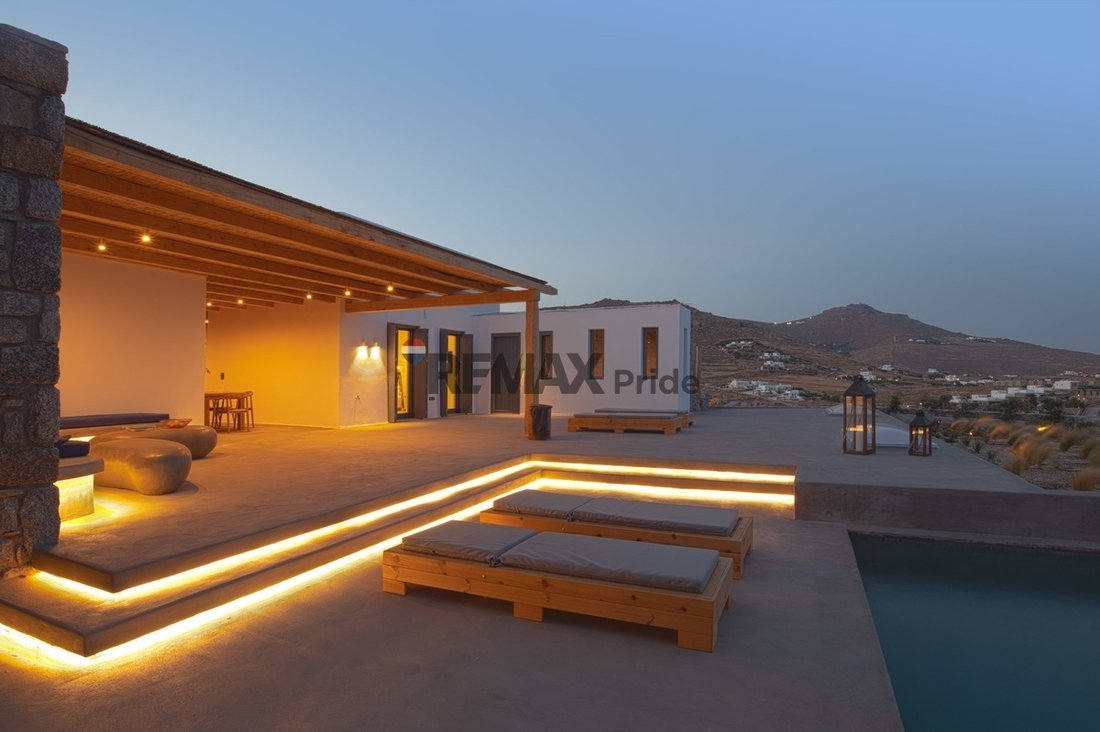 Villa in Ano Mera Community, Aegean, Greece 1 - 17999078