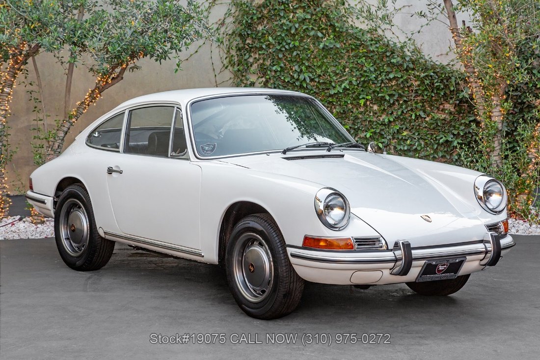 Porsche 912 in Los Angeles, CA 1 - 17993693