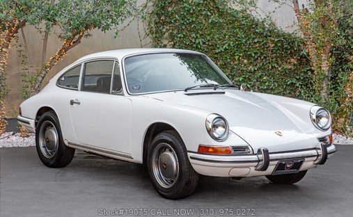 Porsche 912 in Los angeles, ca 1