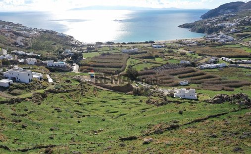 Land in Ano Mera Community, Aegean, Greece 1