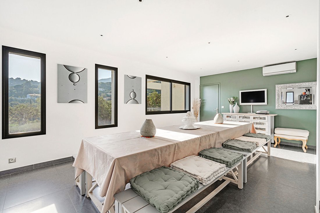 Villa in Nord, Cavalaire-sur-Mer, France 3 - 17993713