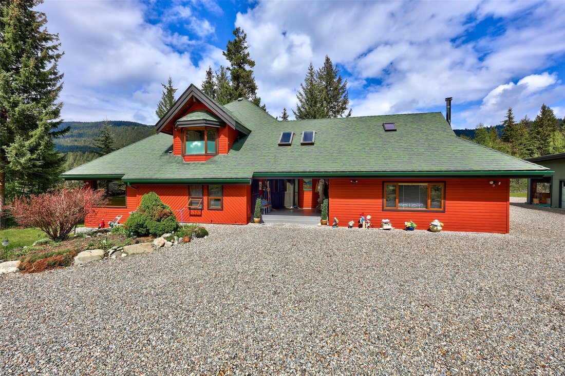 House in Kamloops, British Columbia, Canada 1 - 17994970