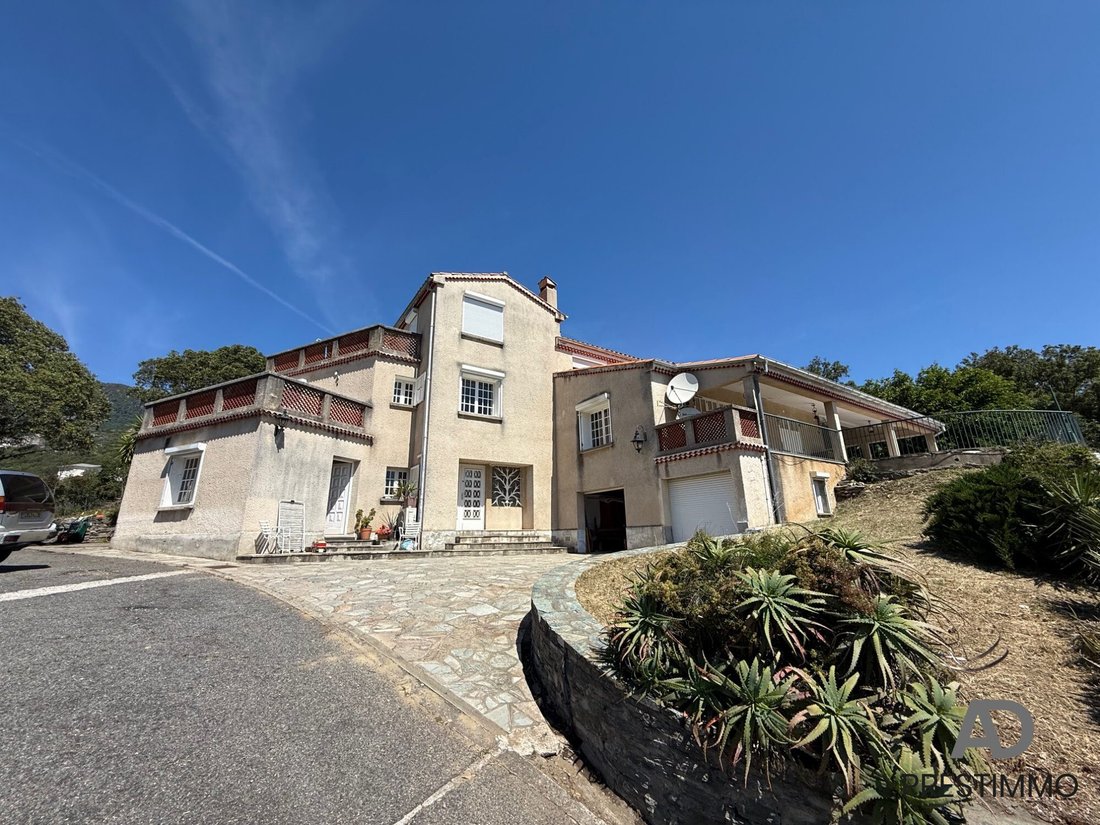 Villa in Santa-Maria-di-Lota, Corsica, France 1 - 17995619