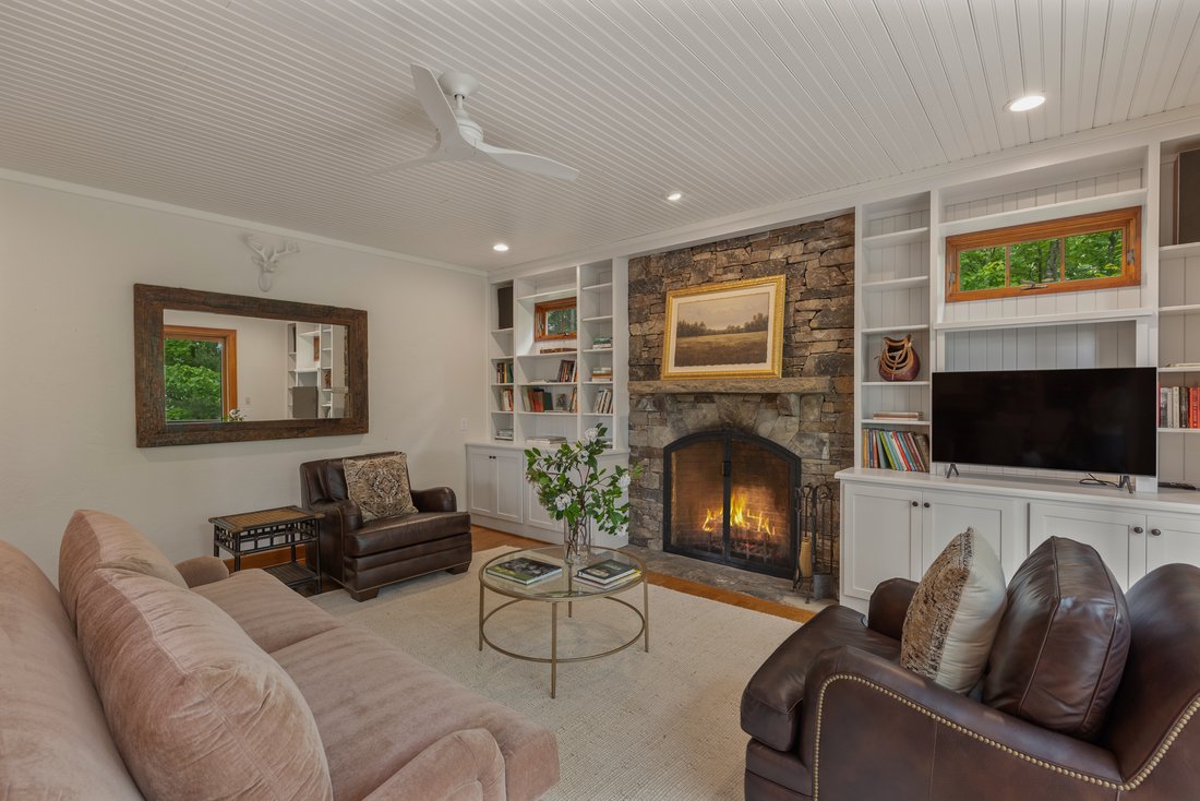 House in Highlands, North Carolina, United States 5 - 16120423