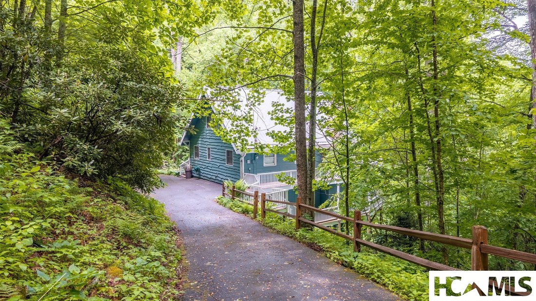 House in Cullowhee, North Carolina, United States 2 - 17994210
