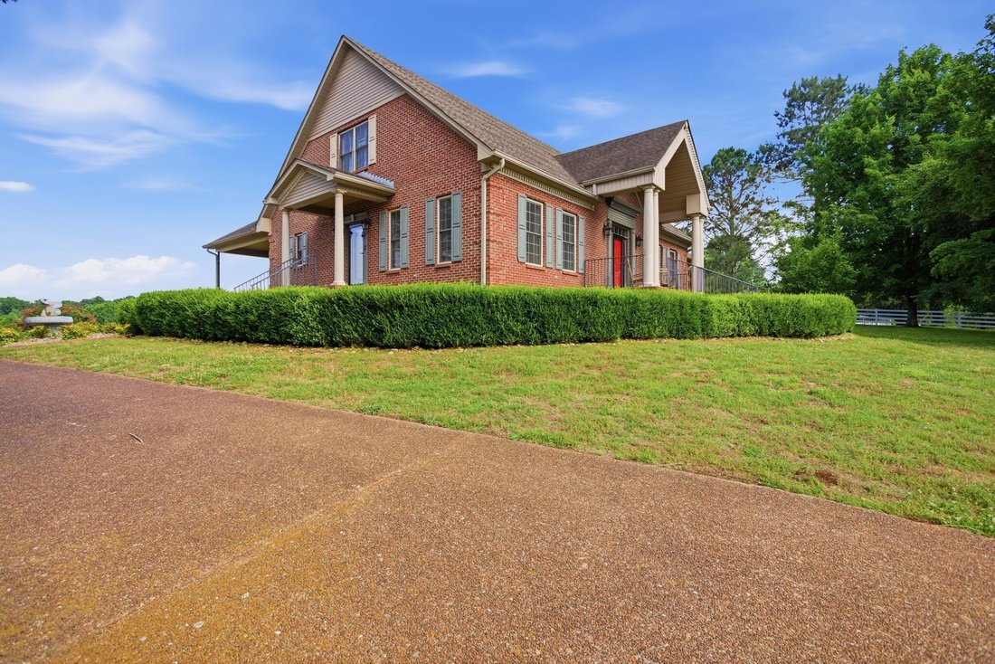 House in Belfast, Tennessee, United States 5 - 17961550