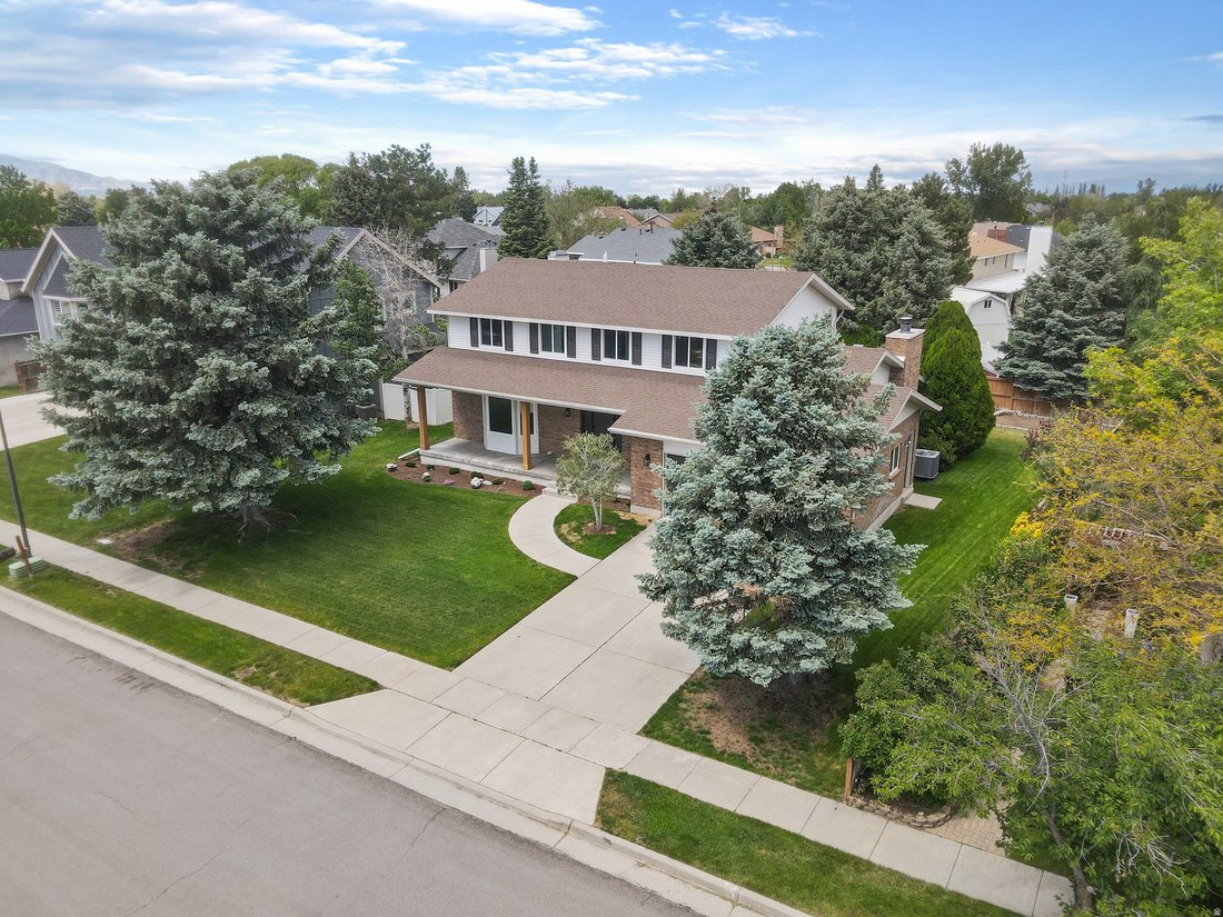 House in Sandy, Utah, United States 3 - 17997024
