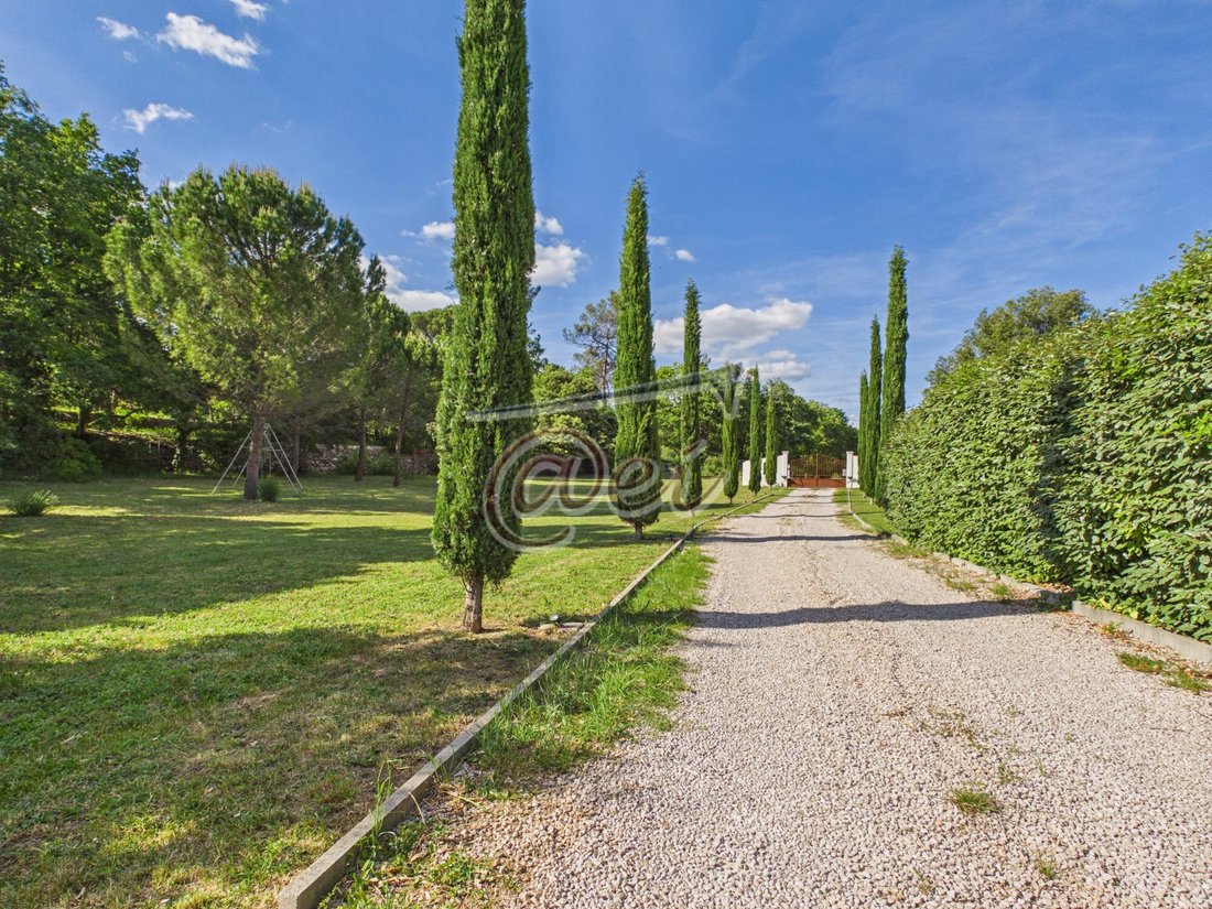 Villa in Tourves, Provence-Alpes-Côte d'Azur, France 5 - 17995611