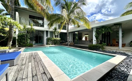 Villa in Black River, Rivière Noire District, Mauritius 1