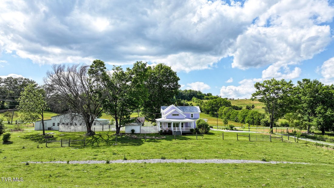 House in Greeneville, Tennessee, United States 4 - 17996474