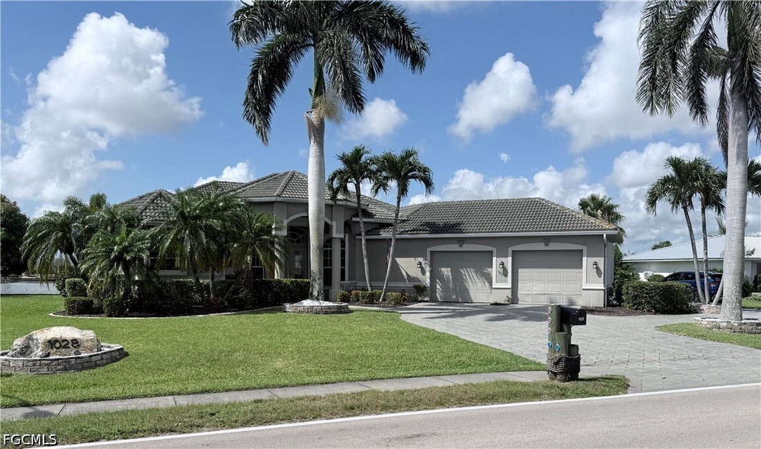 House in Cape Coral, Florida, United States 1 - 17925176