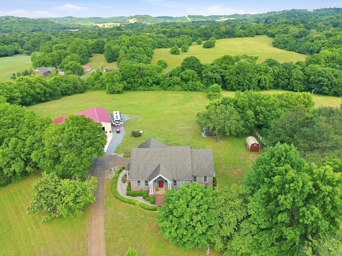 House in Belfast, Tennessee, United States 3 - 17961550