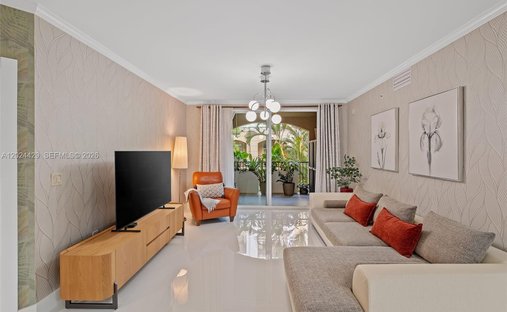 Condo in Sunny Isles Beach, Florida, United States 1