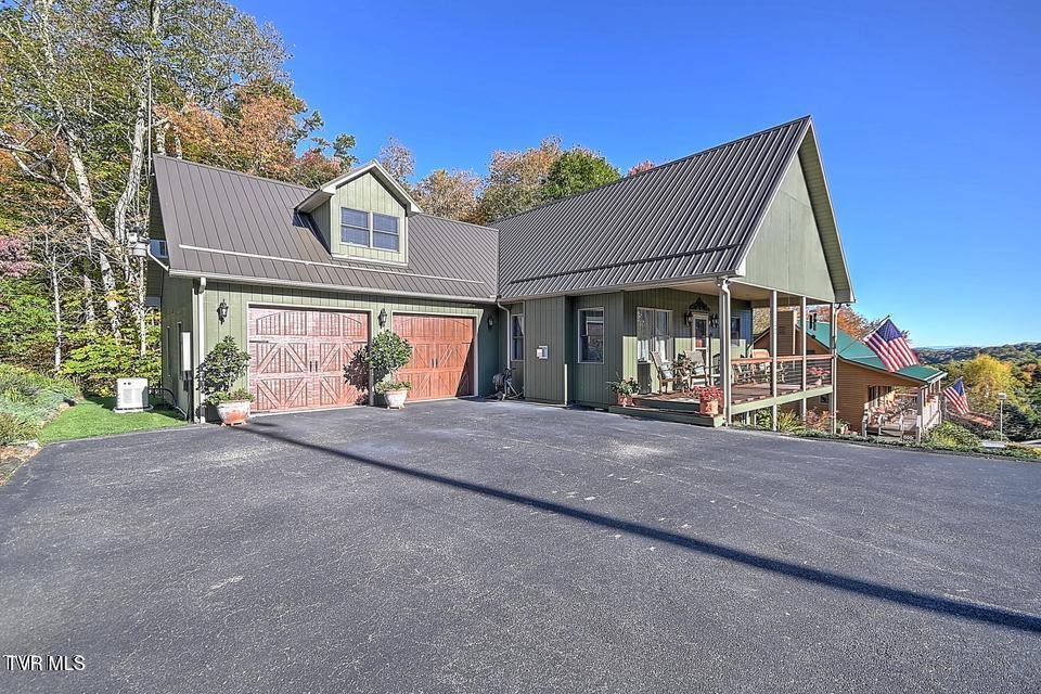 House in Roan Mountain, Tennessee, United States 3 - 17994358