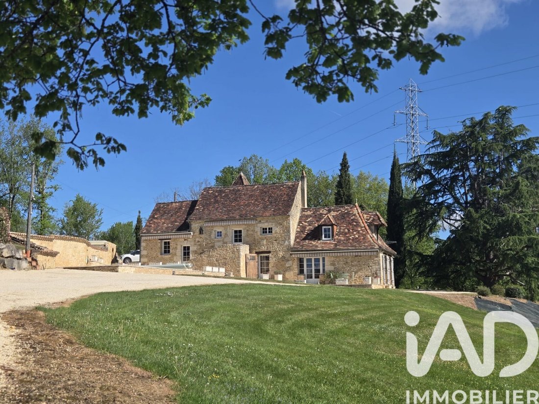 House in Lamonzie-Montastruc, Nouvelle-Aquitaine, France 1 - 17997292