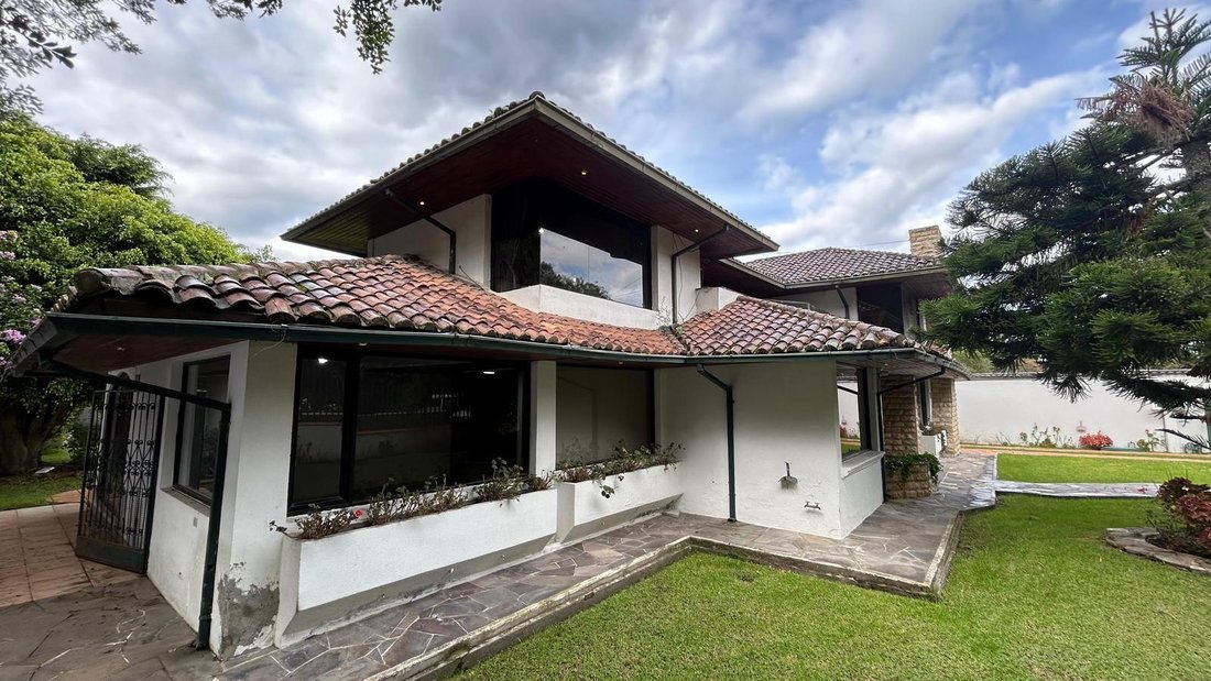 Land in Quito, Pichincha, Ecuador 4 - 17998049
