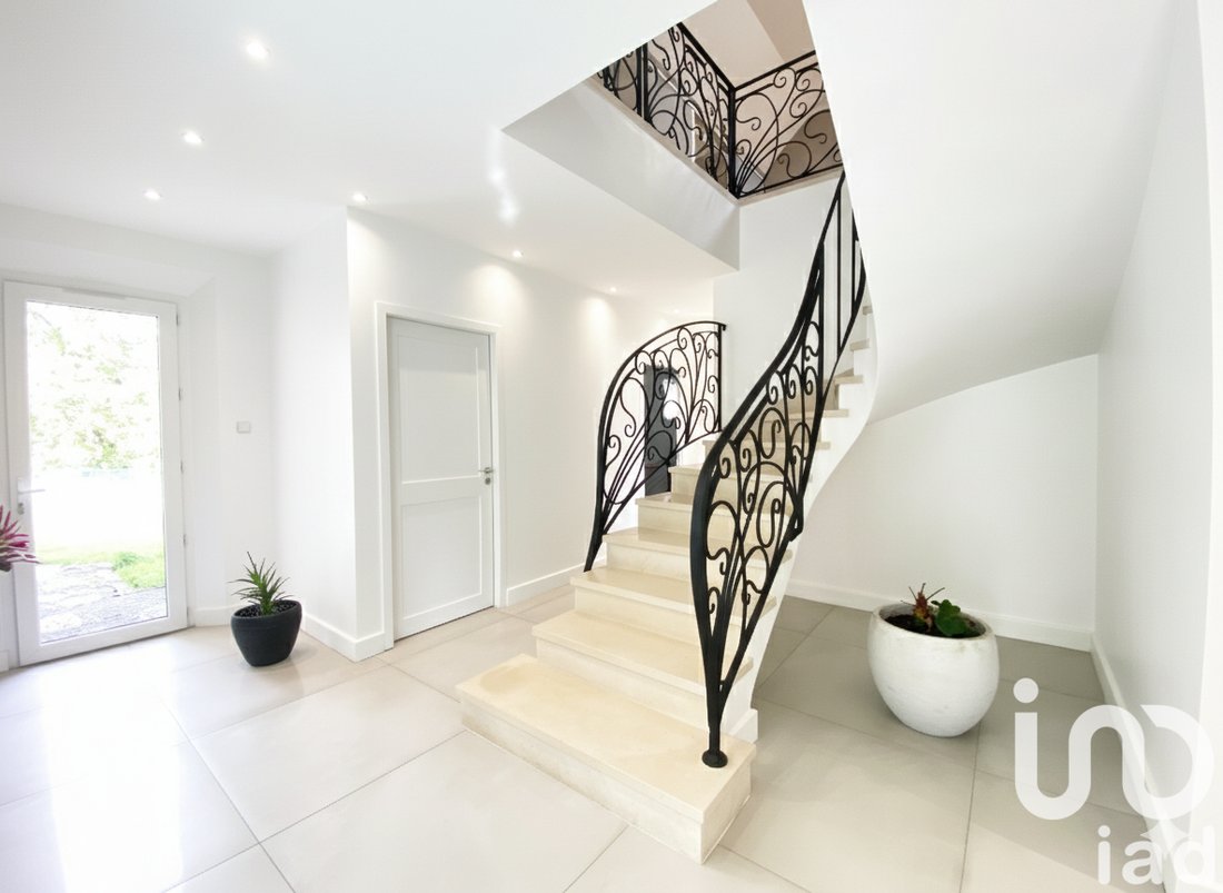 House in Centre Ville, Mennecy, France 5 - 16361317
