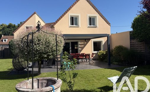 Haus in Le Reveillon, Villecresnes, Frankreich 1
