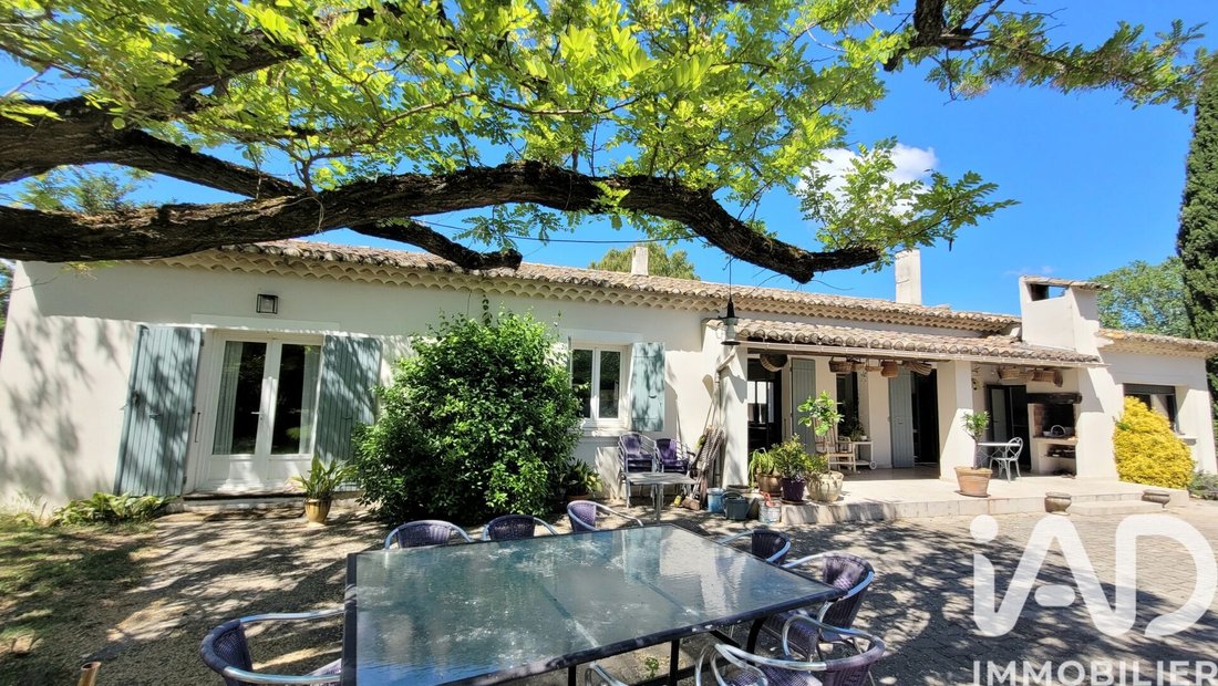 House in Lagnes, Provence-Alpes-Côte d'Azur, France 4 - 17997304