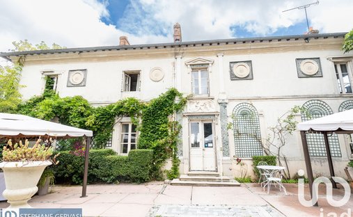 House in Gometz-la-Ville, Ile-de-France, France 1