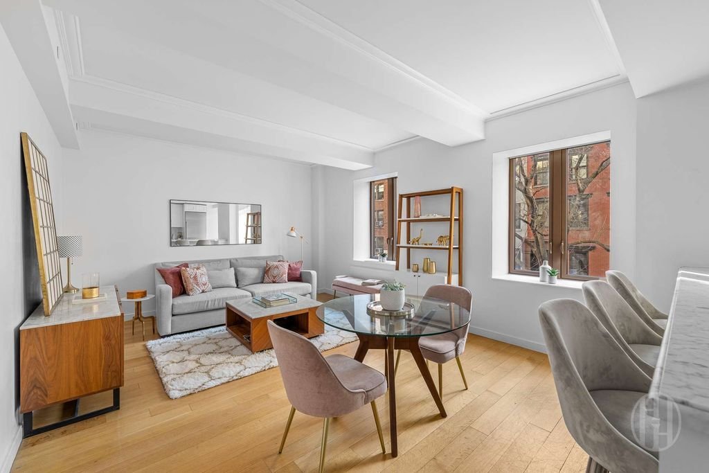 House in New York, New York, United States 3 - 17998691