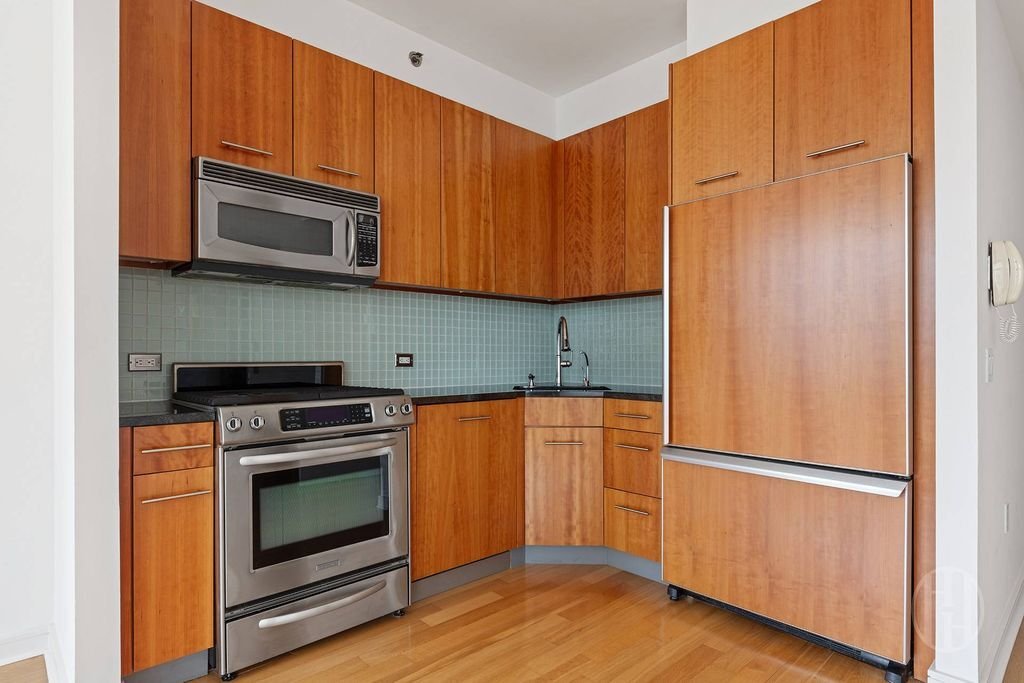 House in New York, New York, United States 3 - 17998748