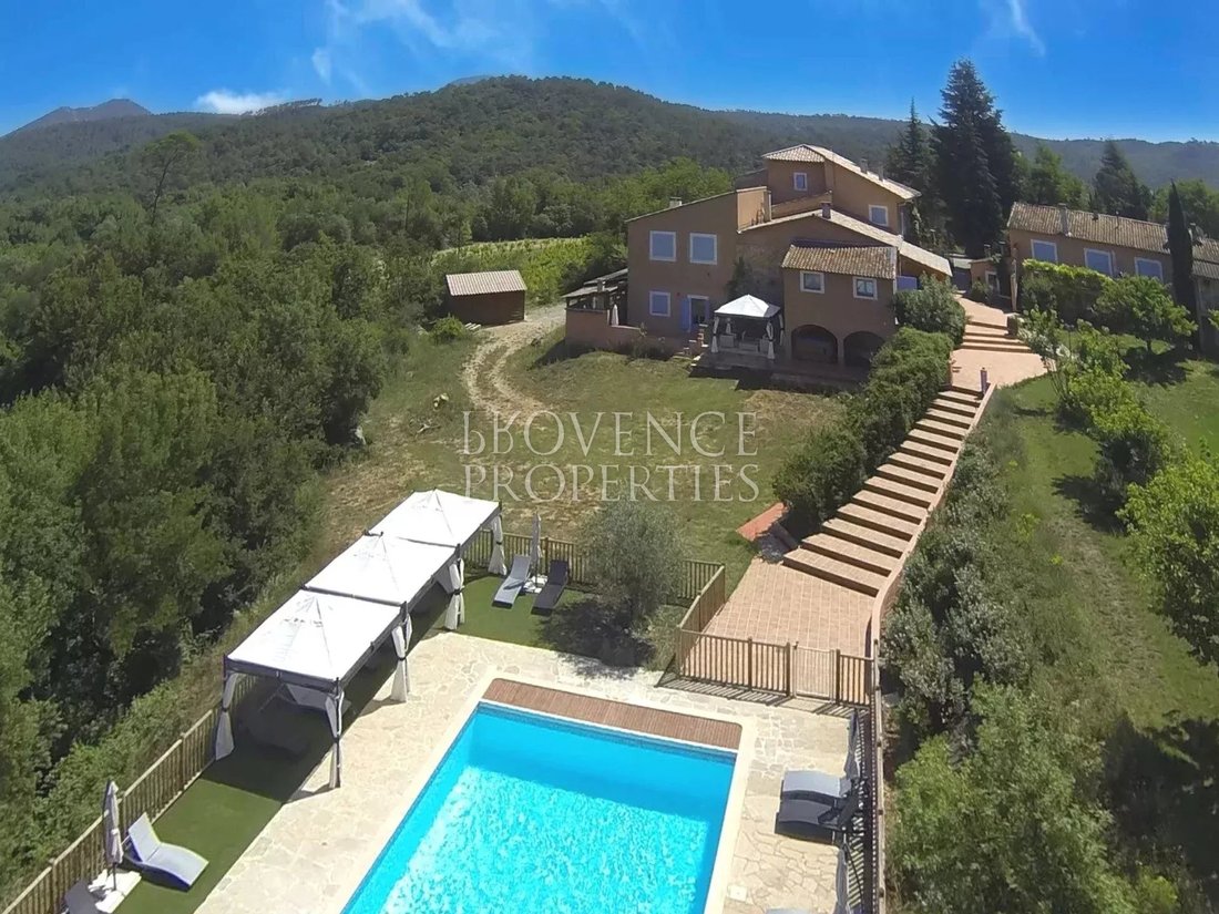 Estate in Chateauvert, Provence-Alpes-Côte d'Azur, France 4 - 17998261