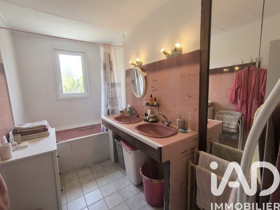 House in Saint-Medard-en-Jalles, Nouvelle-Aquitaine, France 4 - 17997089