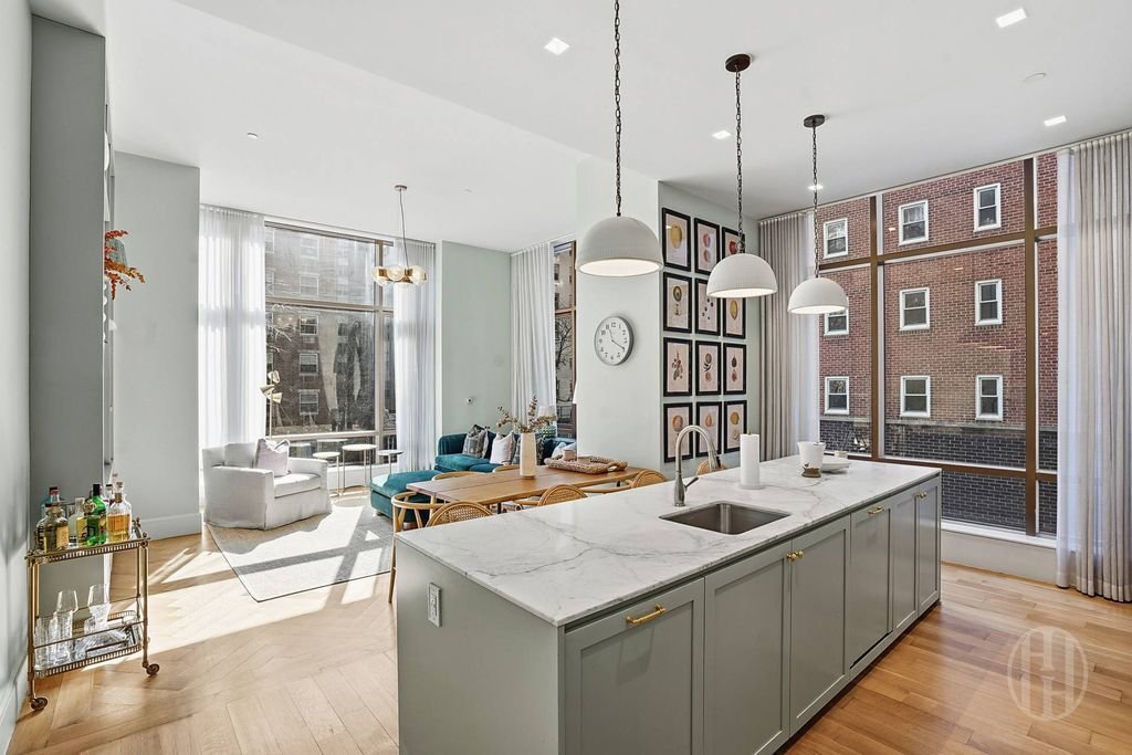 House in New York, New York, United States 1 - 17998679