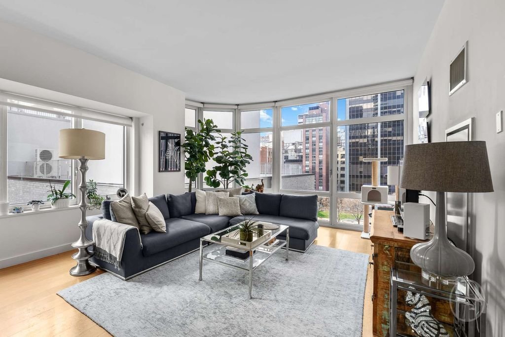 House in New York, New York, United States 3 - 17998672