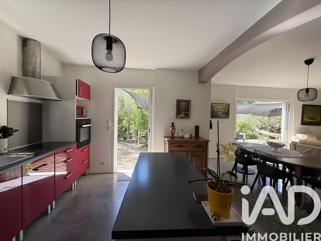 House in Cuers, Provence-Alpes-Côte d'Azur, France 3 - 17997414
