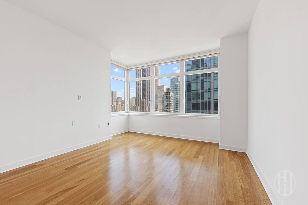 House in New York, New York, United States 5 - 17998748