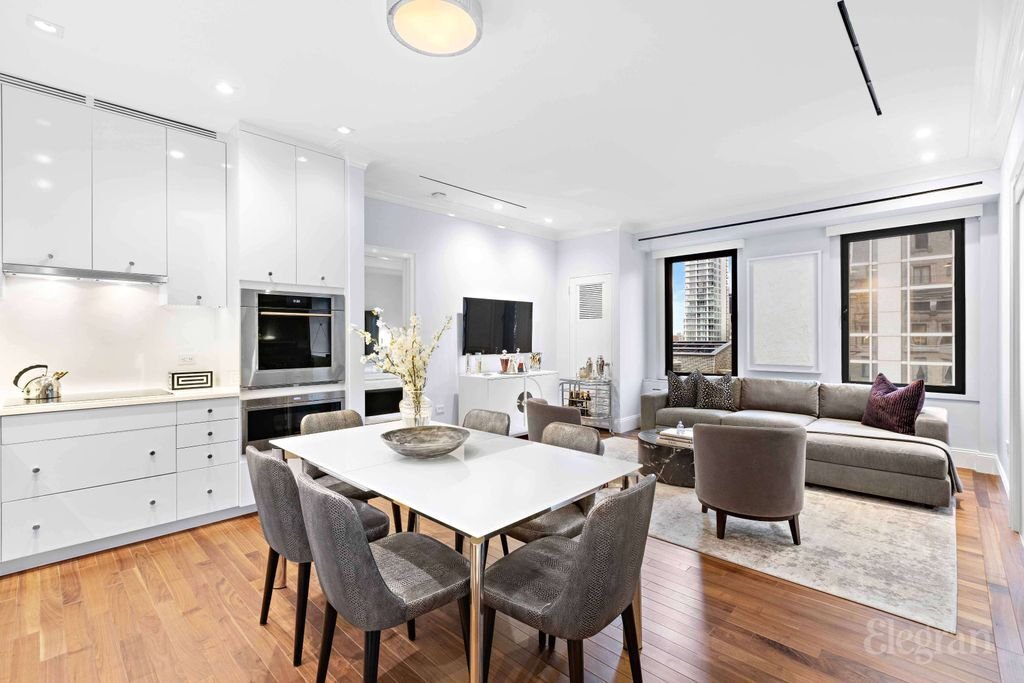 Co Op in New York, New York, United States 1 - 17998711