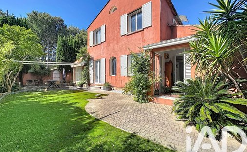House in Jonquieres Est, Berre-l'Etang, France 1