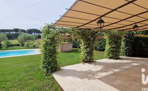 House in Sud, Vidauban, France 1